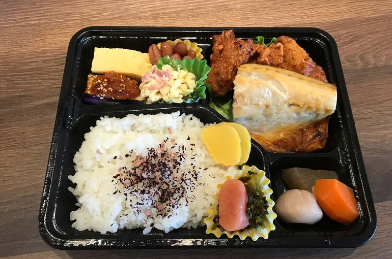 浦和おすすめ 浦和で料理の美味しい和食居酒屋 和つき 12 11本日のランチテイクアウトお弁当メニュー